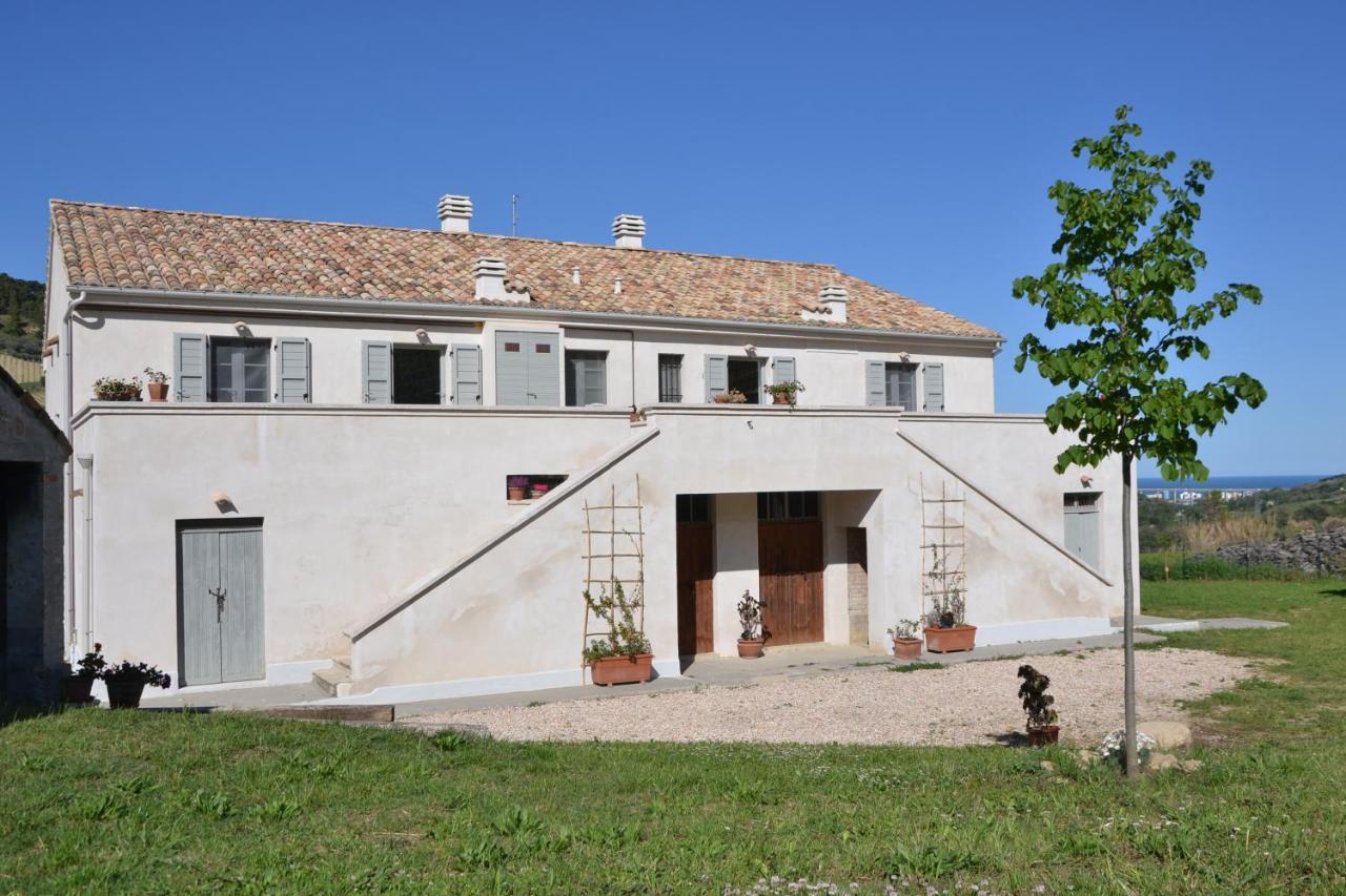 B&B Casale Fonte Vecchia Monteprandone Exterior photo
